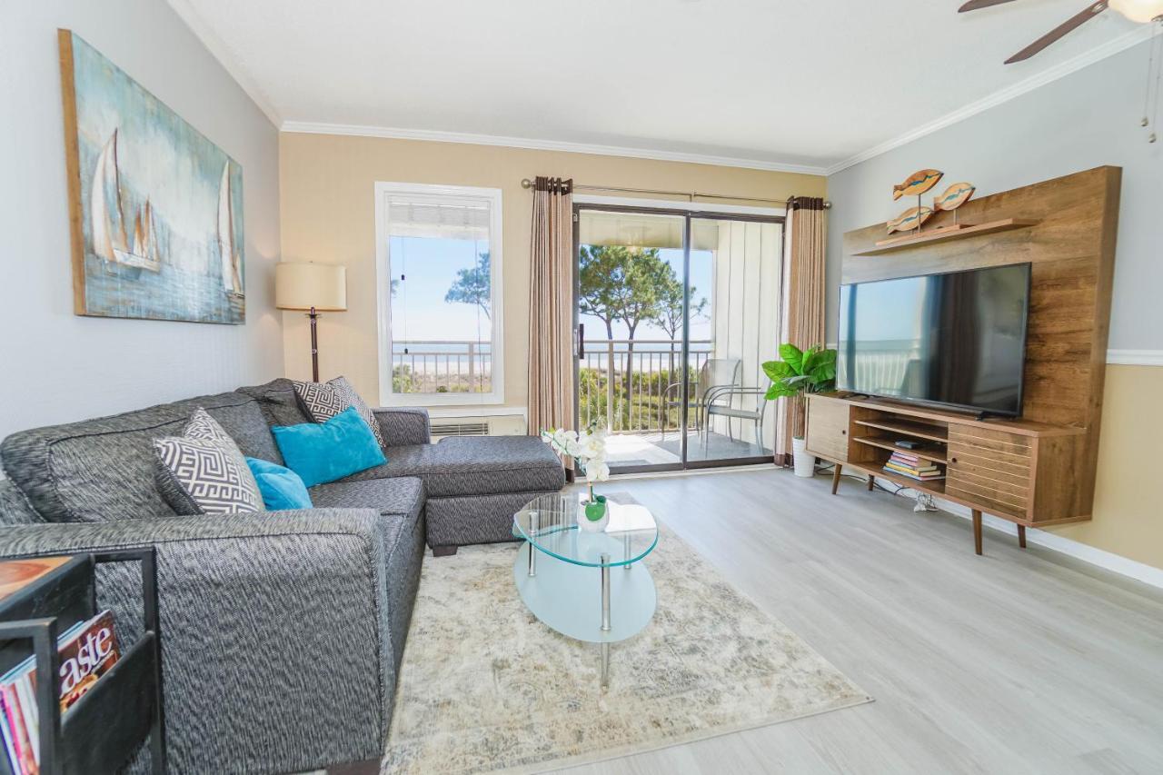 Stunning Views!!-Oceanfront Villa-Heated Pool-Private Balcony-Tiki Bar-Walk To Coligny Plaza هيلتون رئيس جزيرة المظهر الخارجي الصورة